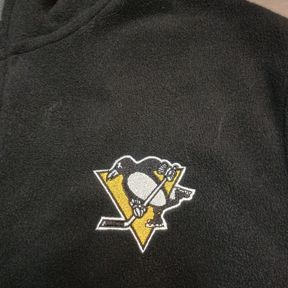 Champion NHL Pittsburgh Penguins Black Fleece 1/4 Zip Medium - Picture 2 of 6